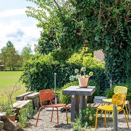 Bodenseenahe Ruhige Ferienoase Appartement Oberuhldingen